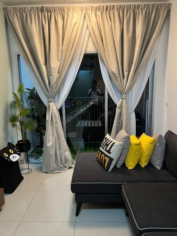 One Hakim Residence, Cerrado Southville City Kampong Tangkas Extérieur photo